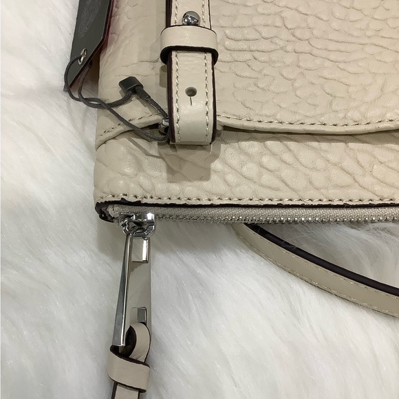 NEW 👛 Vince Camuto Tania New Cream Leather Crossbody - Picture 5 of 14